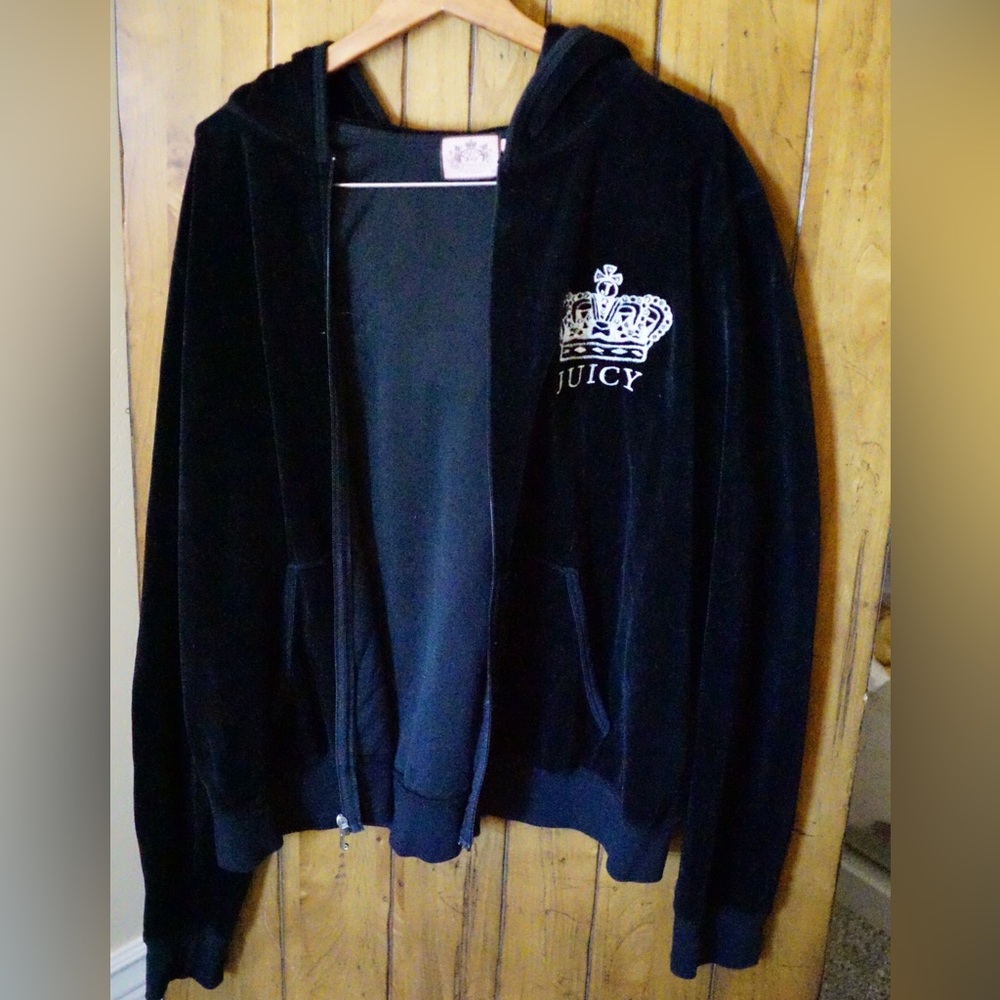 Black worm fuzzy juicy women’s jacket